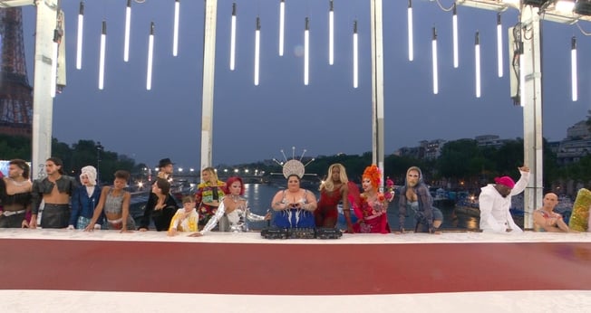 Cena de "A última Ceia", representada por drag queens na Abertura dos Jogos Olímpicos de Paris. (Foto: X/The Olympic Games)