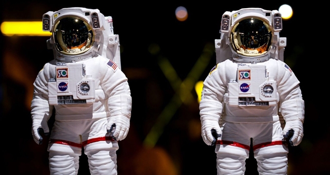 Astronautas no espaço. (Foto: Ilustração/Unsplash/ün LIU)