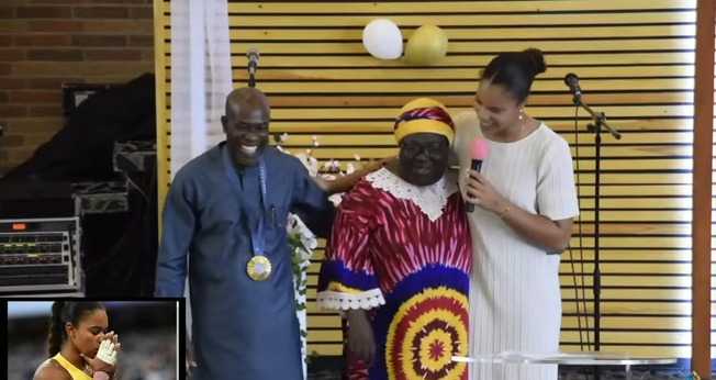 Yemisi Ogunleye recebeu homenagens da sua igreja. (Foto: Reprodução/YouTube/Christ Gospel City).