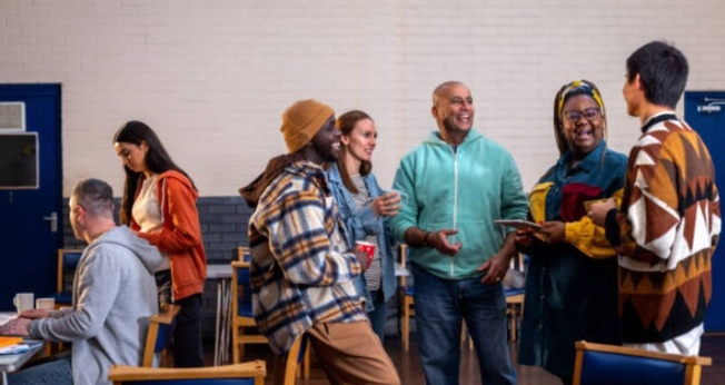 Voluntários da organização. (Foto: Reprodução/Instagram/Street Connect)