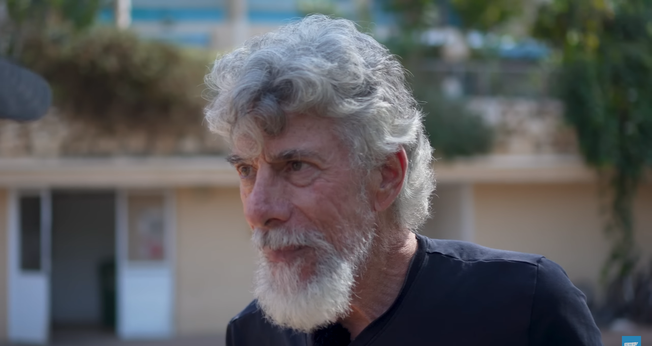 David se tornou um judeu messiânico. (Foto: Reprodução/YouTube/SO BE IT!).