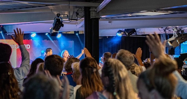 A Igreja God’s Foundation está vivendo um mover de Deus. (Foto: Instagram/God’s Foundation).