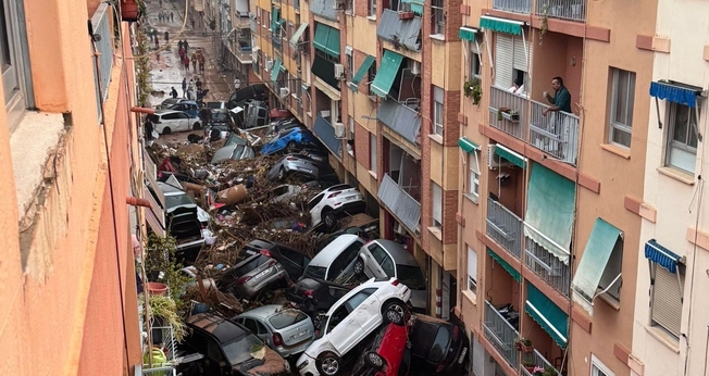 Enchentes são consideradas as piores do século. (Foto: X/inmuxii)