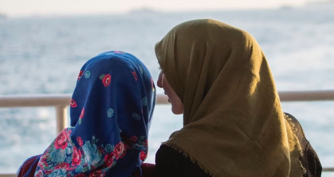 O futuro das mulheres no país é motivo de preocupação mundial. (Foto: Reprodução/Unsplash/Mihai Surdu)