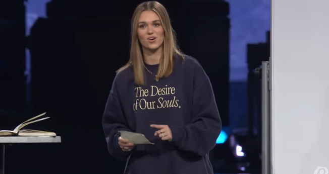 Sadie Robertson Huff. (Foto: Reprodução/YouTube/Passion)