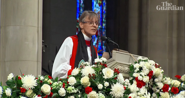 O sermão Mariann Budde foi considerado uma crítica a Trump. (Foto: Reprodução/YouTube/The Guardian).