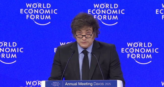 Javier Milei, no Fórum Econômico Mundial 2025. (Captura de tela/YouTube/ World Economic Forum)