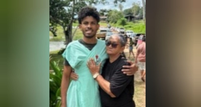 Igor e a mãe. (Foto: Reprodução/Instagram/Junior Ribeiro).