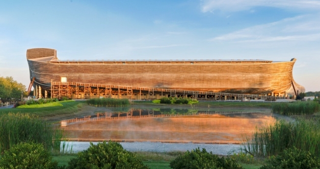 Réplica da Arca de Noé nos Estados Unidos. (Foto: Imagem ilustrativa/Ark of Noah/Divulgação).