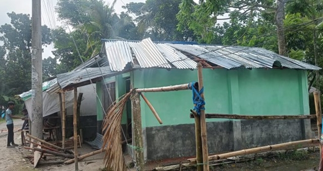 Casa de família cristã foi destruída pela violência que se seguiu à queda do governo em 2024. (Foto: Portas Abertas)