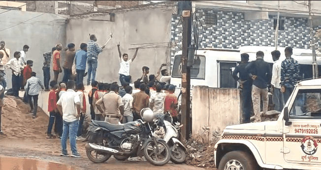 Nacionalistas hindus interrompem culto em Bhilai, distrito de Durg, estado de Chhattisgarh, Índia, em 20 de julho de 2025. (Captura de tela/Morning Star News)