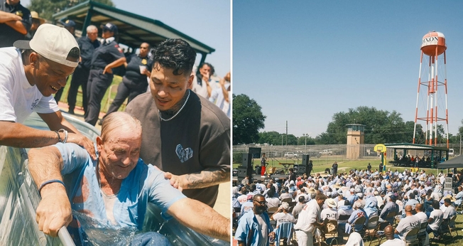 O batismo na prisão. (Foto: Reprodução/Instagram/Johnny Chang)