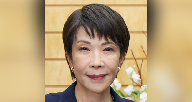 Sanae Takaichi torna-se a primeira mulher a assumir o cargo de primeira-ministra do Japão. (Foto: Wikiwand)