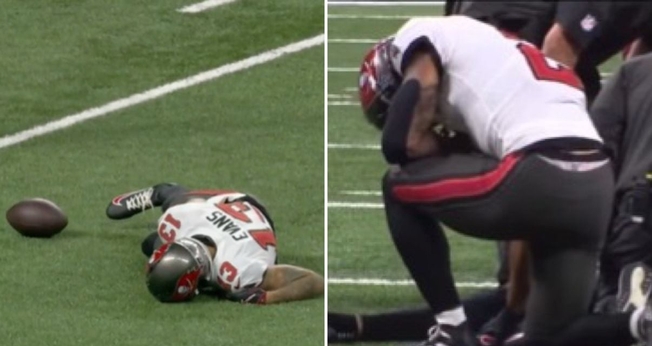 Emeka orando por Mike. (Foto: Reprodução/X/Rate the Refs/Instagram/Christian Athletes)