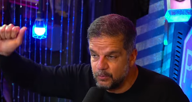 Rodrigo Pimentel durante o podcast Inteligência Ltda. (Captura de tela/YouTube/Inteligência Ltda.)