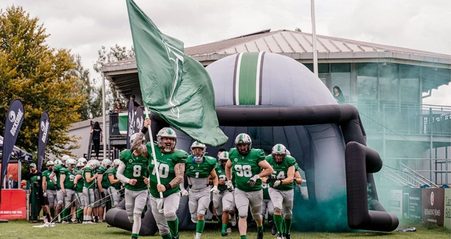 O time de futebol americano na Irlanda. (Foto: Reprodução/IMB)