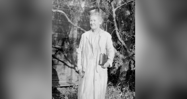 Agnes Ozman, aos 67 anos. (Foto: Medium)