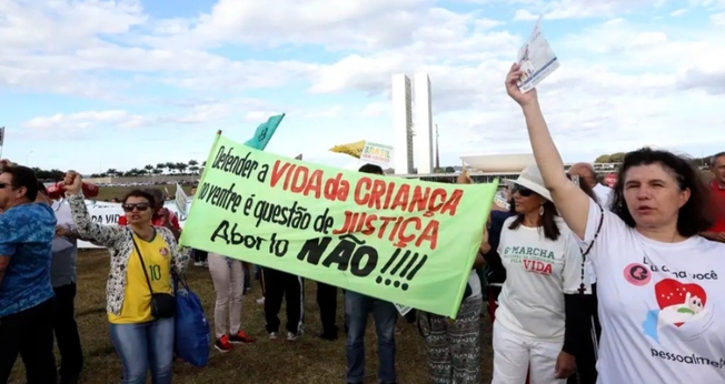 11ª Marcha Nacional da Cidadania pela Vida e Contra o Aborto. (Foto: Valter Campanato/Agência Brasil)