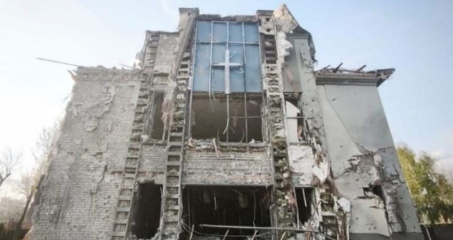  A The House of the Gospel Church ficou totalmente destruída no ataque. (Foto: Facebook/Conselho Municipal de Zaporizhzhia).