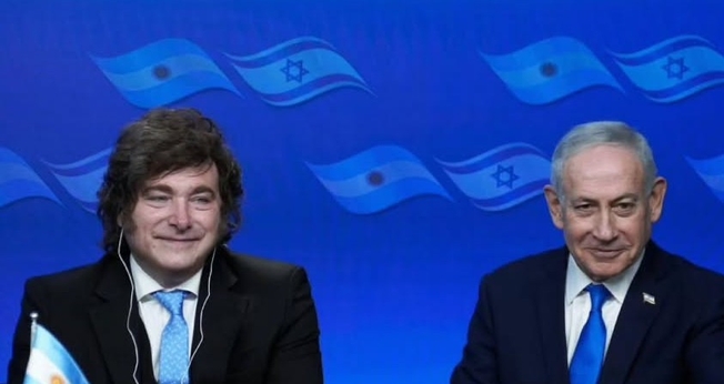 Milei e Netanyahu assinam Acordos de Isaac. (Foto: Kobi Gideon/GPO)