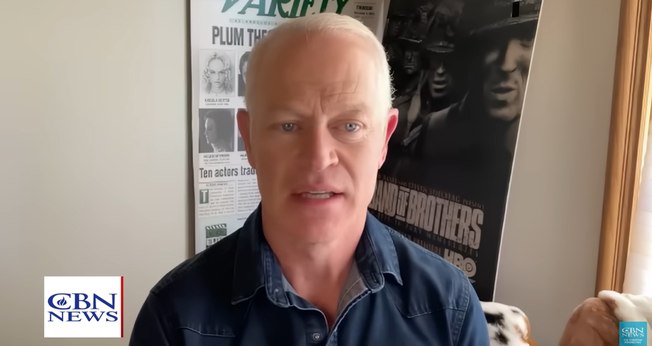 Neal McDonough. (Foto: Reprodução/YouTube/CBN News)