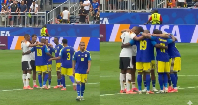 Jogadores da Alemanha e Curaçao se uniram em oração no campo. (Foto: Reprodução/X/Cleverly).