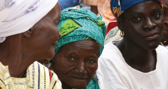 Mulheres haitianas aprendem novas profissões com apoio de uma organização cristã. (Foto: CWO)