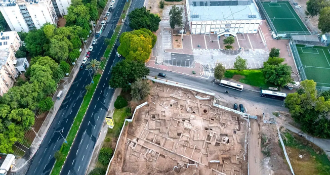 Arqueólogos descobriram um amplo complexo industrial e comercial durante escavações em Ramat Gan. (Foto: Autoridade de Antiguidades de Israel)