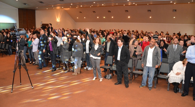 Veja as fotos da Escola Profética 2014
