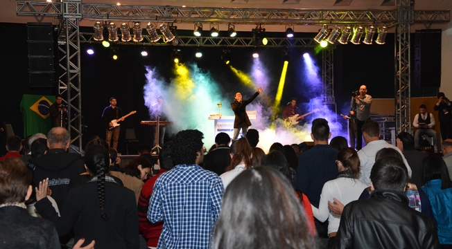 Veja as fotos da Escola Profética 2014