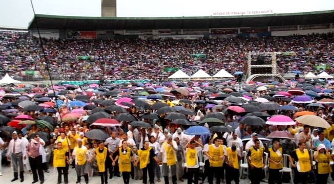 7º Congresso Fogo de Avivamento para o Brasil, com Benny Hinn 7º Congresso Fogo de Avivamento para o Brasil, com Benny Hinn