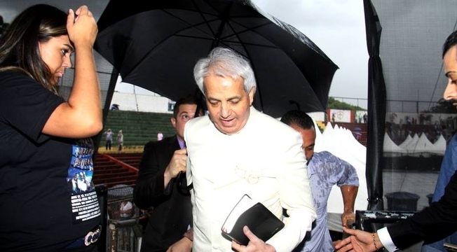 7º Congresso Fogo de Avivamento para o Brasil, com Benny Hinn 7º Congresso Fogo de Avivamento para o Brasil, com Benny Hinn