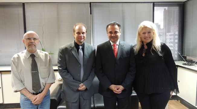 Deputado Roberto de Lucena recebe a equipe do Salão Internacional Gospel Deputado Roberto de Lucena recebe a equipe do Salão Internacional Gospel
