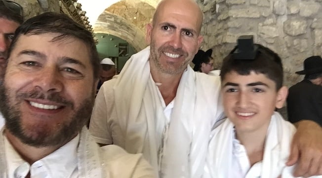 Celebração de um B'nai Mitzvá (Bar Mitzvah)