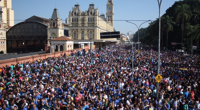 Multidão na Marcha para Jesus