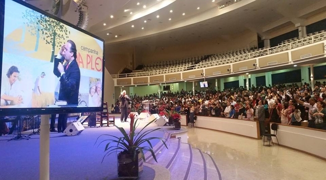 Roberto de Lucena ministra na Igreja Batista de Campinas e comemora homenagem ao pai Roberto de Lucena ministra na Igreja Batista de Campinas e comemora homenagem ao pai