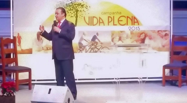 Roberto de Lucena ministra na Igreja Batista de Campinas e comemora homenagem ao pai Roberto de Lucena ministra na Igreja Batista de Campinas e comemora homenagem ao pai
