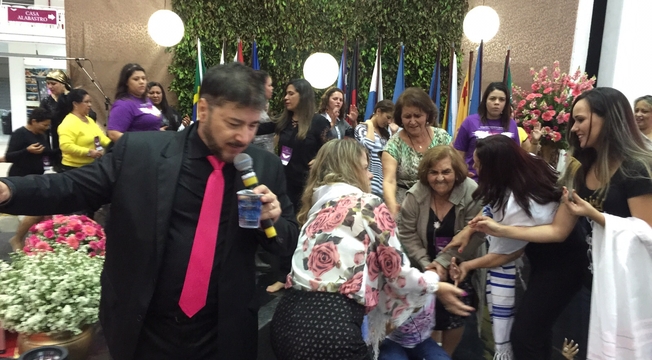 Congresso Nacional de Mulheres do Evangelho Quadrangular Congresso Nacional de Mulheres do Evangelho Quadrangular