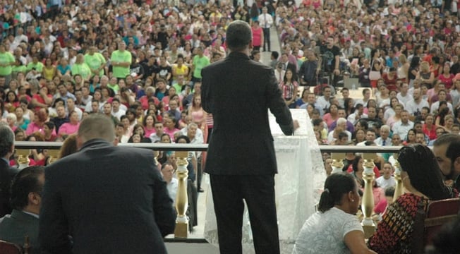 Aniversário de 60 anos da Igreja O Brasil Para Cristo Aniversário de 60 anos da Igreja O Brasil Para Cristo