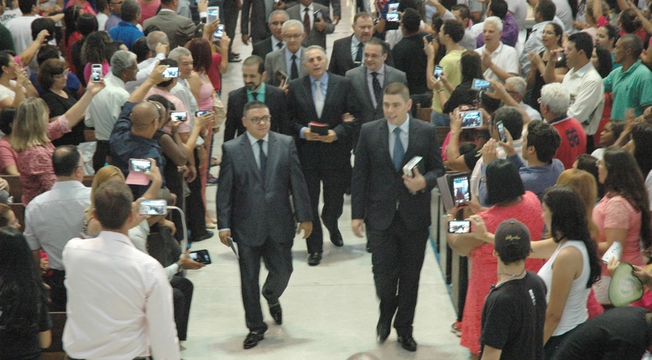 Aniversário de 60 anos da Igreja O Brasil Para Cristo Aniversário de 60 anos da Igreja O Brasil Para Cristo
