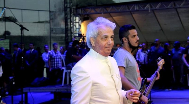 7º Congresso Fogo de Avivamento para o Brasil, com Benny Hinn 7º Congresso Fogo de Avivamento para o Brasil, com Benny Hinn