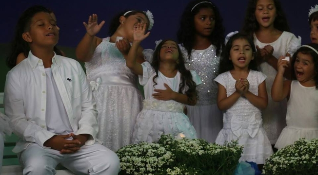 Aline Barros _ DVD Tim Tim por Tim Tim Aline Barros _ DVD Tim Tim por Tim Tim