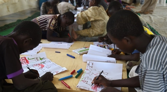 Desenhos de crianças nigerianas 1 Desenhos de crianças nigerianas 1