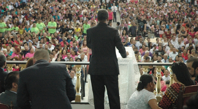 Aniversário de 60 anos da Igreja O Brasil Para Cristo Aniversário de 60 anos da Igreja O Brasil Para Cristo