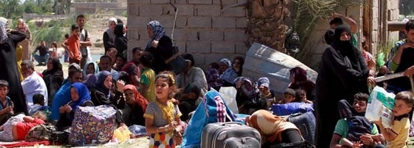 Moradores que fugiram de Ramadi