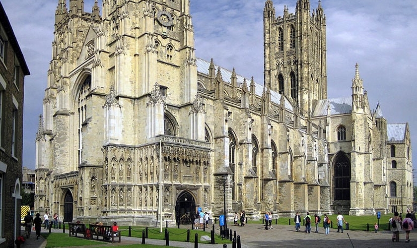 Catedral de Canterburry, na Inglaterra - um dos principais templos da Igreja da Inglaterra (anglicana).