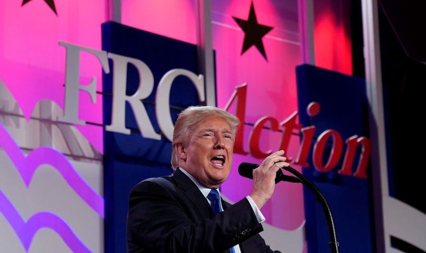 O presidente americano Donald Trump em discurso no Values Voter Summit, em Washington. (Foto: Yuri Gripas/Reuters)