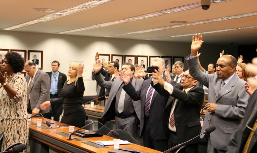 Cerimônias de todas as religiões são realizadas no Congresso há décadas. (Foto: Frente Parlamentar Evangélica)