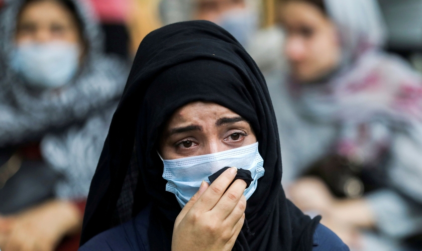 Imagem ilustrativa de mulher no Afeganistão. (Foto: Anushree Fadnavis/Reuters)
