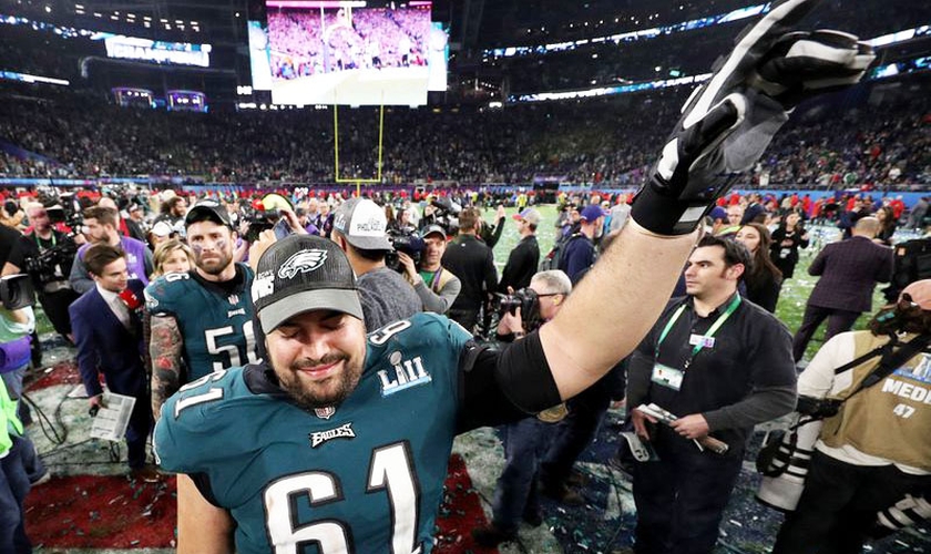 Stefen Wisniewski com a camisa do Philadelphia Eagles no Super Bowl LII, em 2018. (Foto: Patrick Smith/Getty Images)